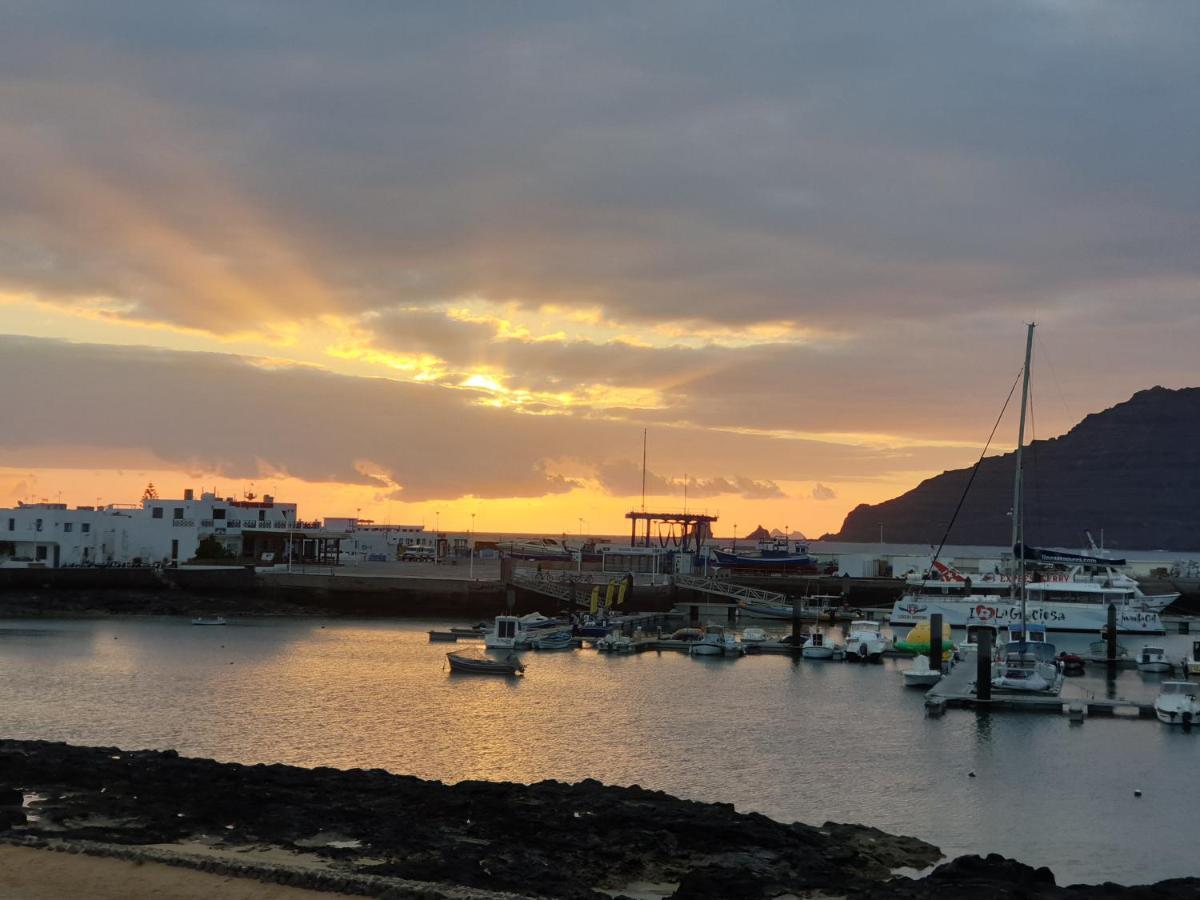 La Graciosa Camelia Beach Vistas Mar Caleta de Sebo Ngoại thất bức ảnh